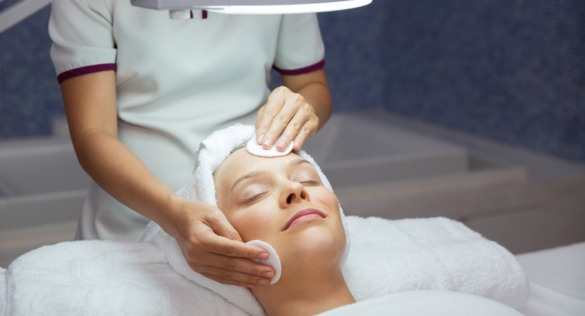 Cosmetología como Pilar de Transformación