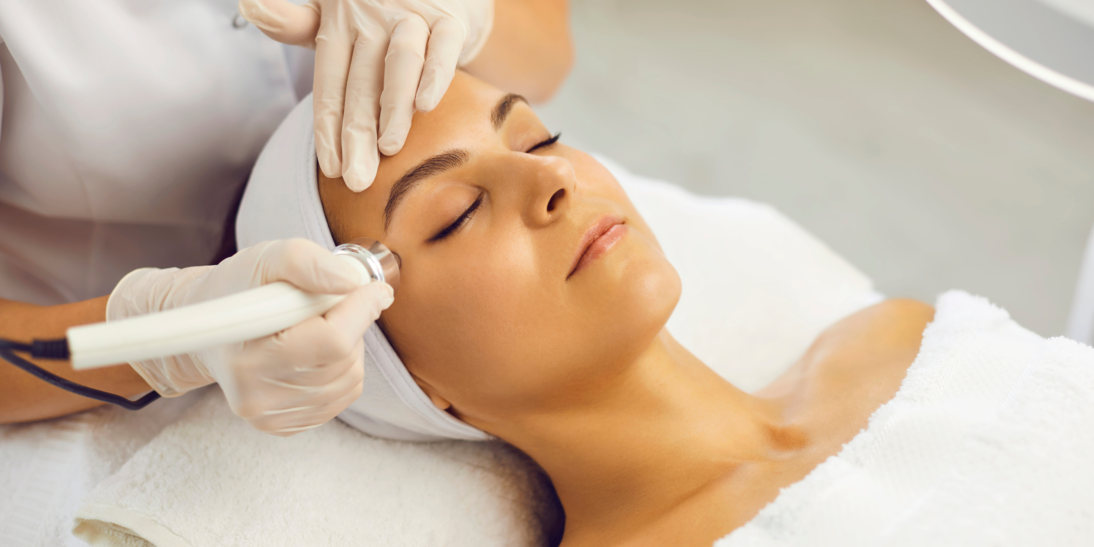 ¿Qué es Aparatología Estética? Guía Completa de Tecnologías Avanzadas